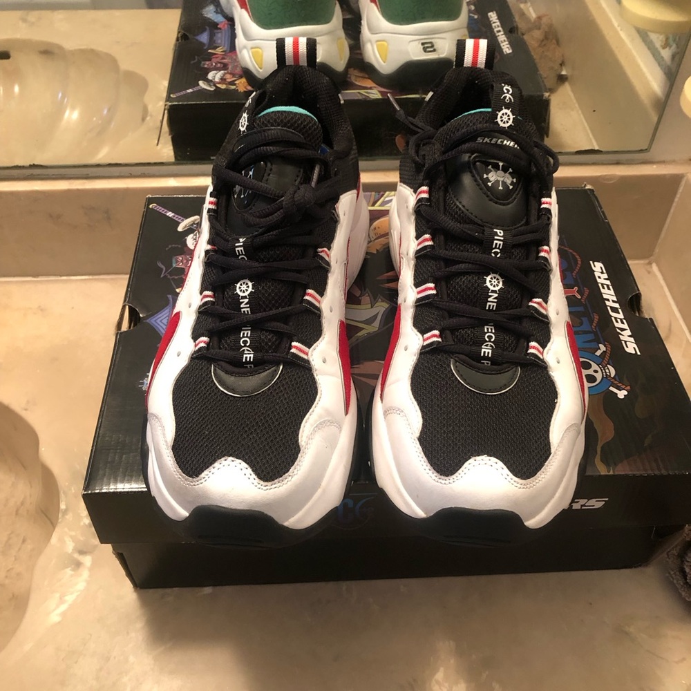 Skechers Men’s Black White & Red Athletic Sneakers